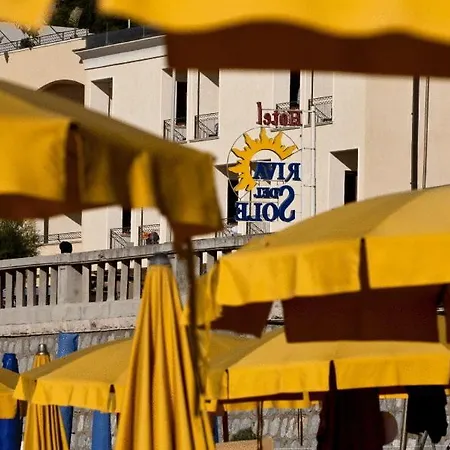Riva Del Sole צ'פאלו