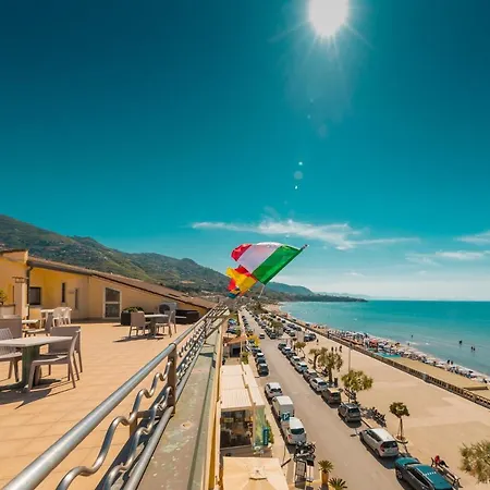 Riva Del Sole Hotel 4*