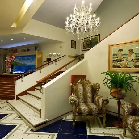 Riva Del Sole Hotel 4*