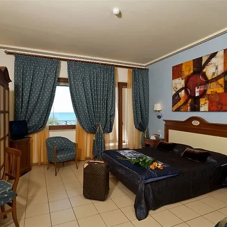 Riva Del Sole 4*