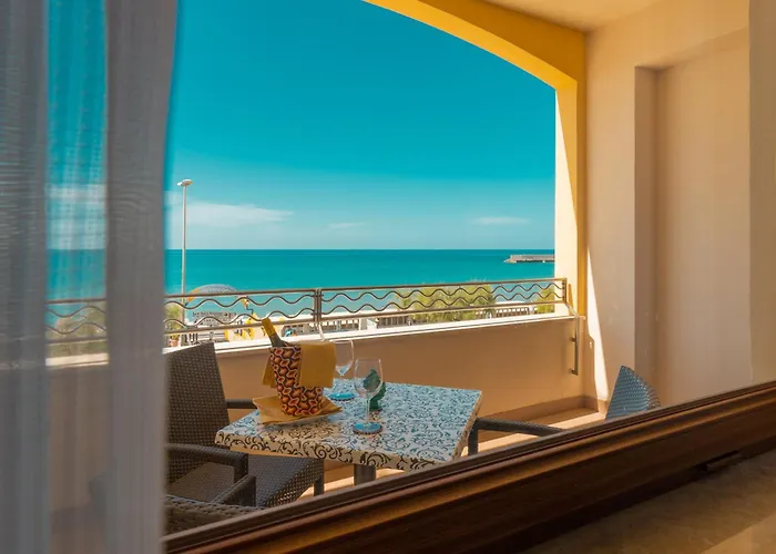 Hotel Riva Del Sole 4*